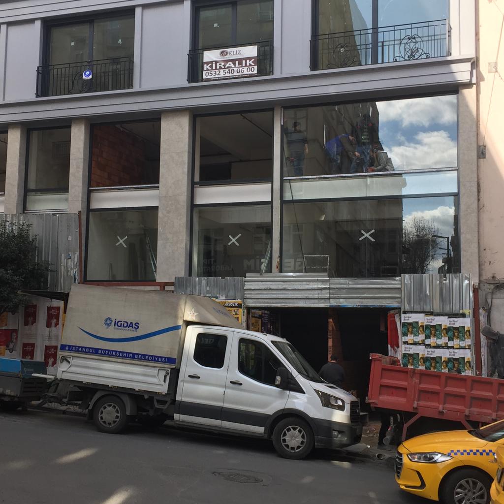 Nişantaşı Valikonağı Caddesi